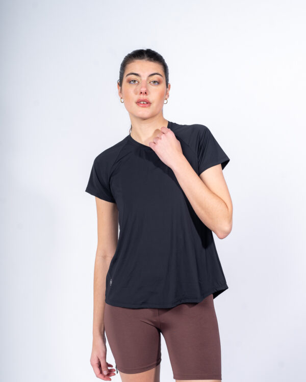 Remera deportiva Ana ECO - negro