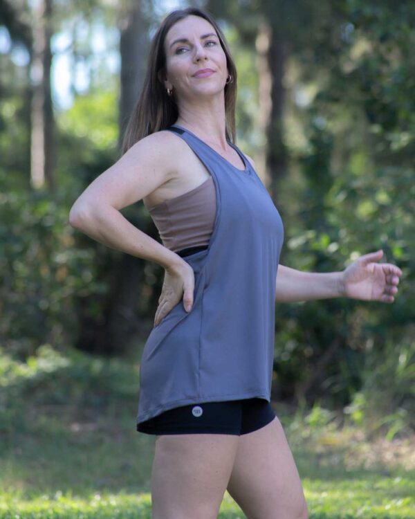 Musculosa deportiva Lara - Plomo