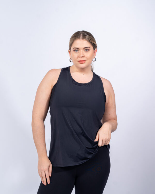 Musculosa deportiva Lara - Negro